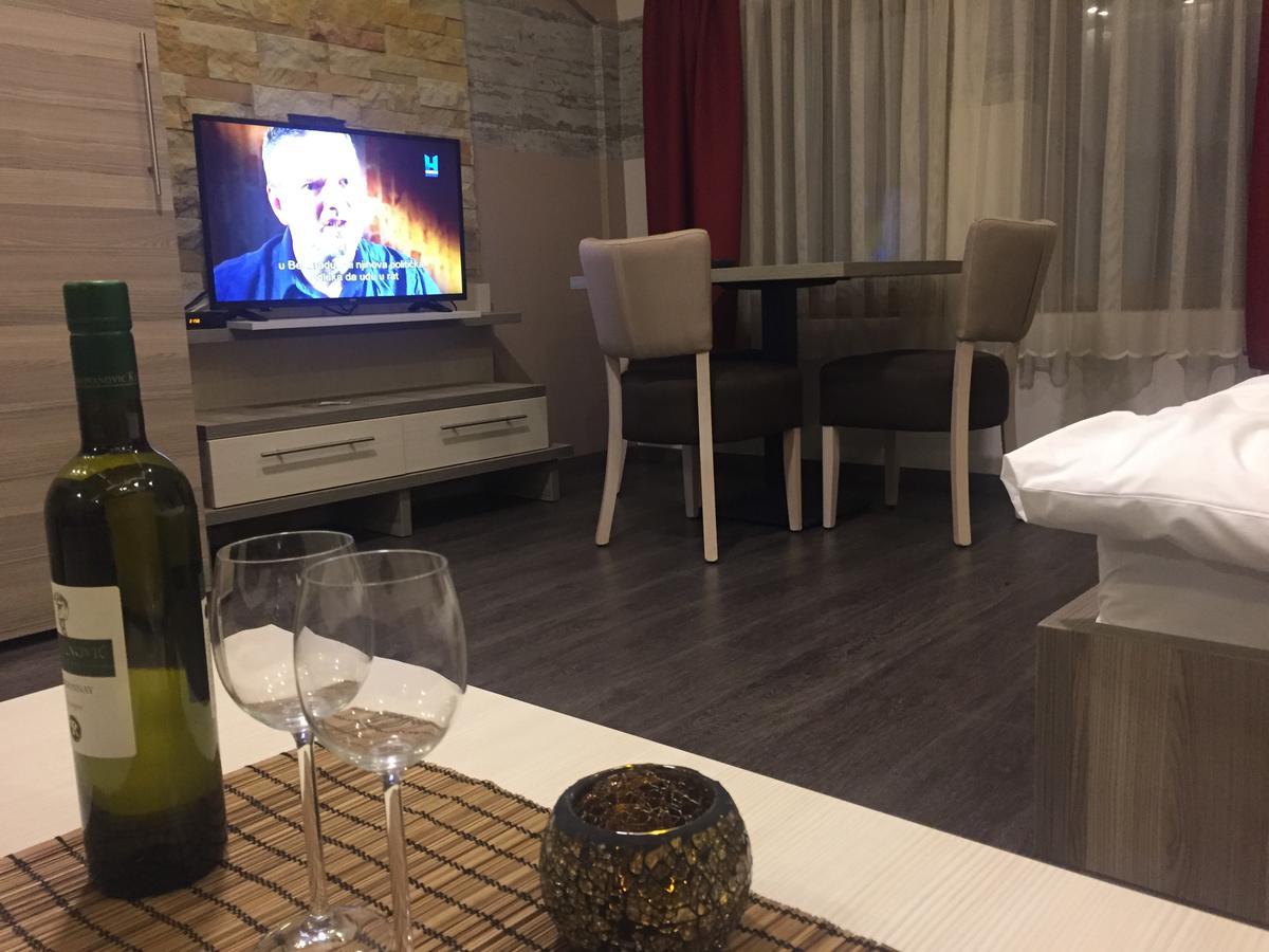K23 Apartment Milmari 科帕奥尼克 外观 照片